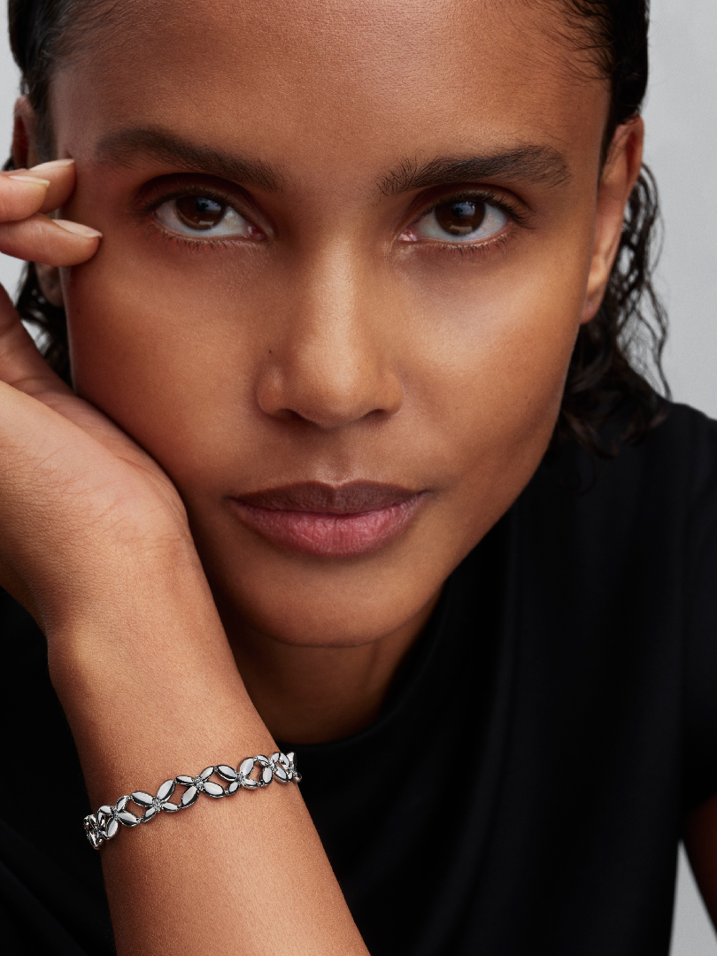 Bransoletka z ogniwami w kształcie motyli