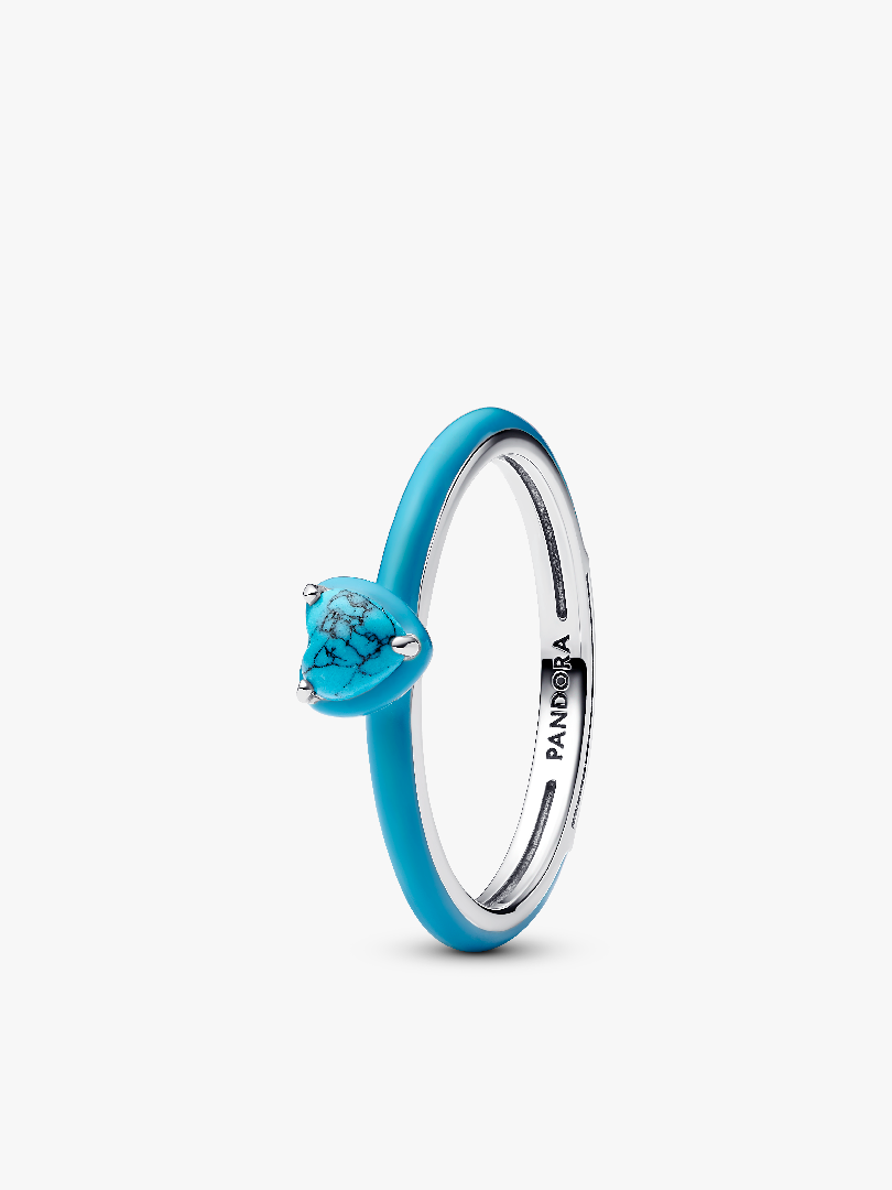 Sparkling Solitaire Ring